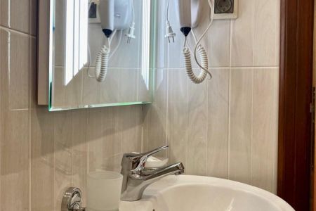 Стандартный 2-местный (DBL, главный корпус, 1 этаж)