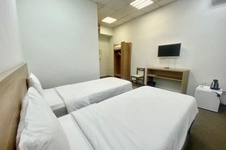 Стандартный 2-местный (TWIN, главный корпус, 1 этаж)