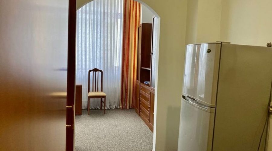 Люкс 4-местный 2-комнатный (главный корпус)